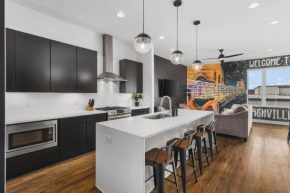 11 Beds 4 Bedrooms 4 Baths with a Rooftop Deck and Garage